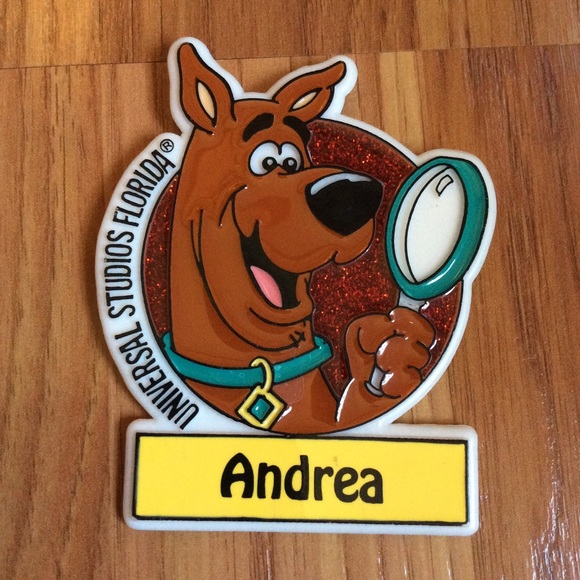 Andrea Scooby-Doo Universal Studios Magnet - Picture 1 of 4